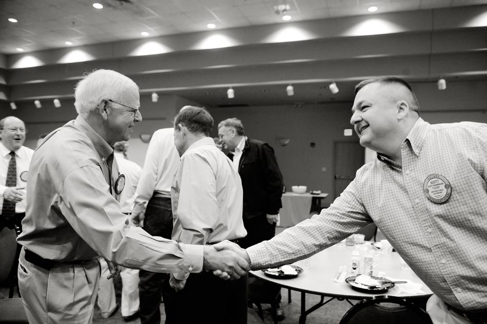 mountainwks-mayorwillmoth02