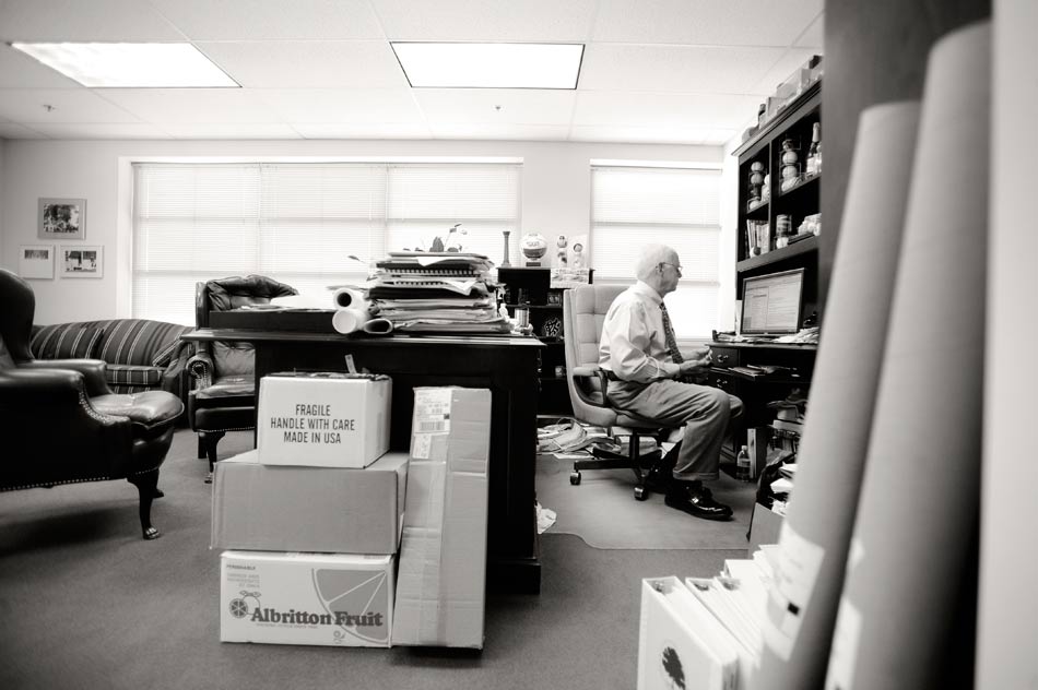 mountainwks-mayorwillmoth03